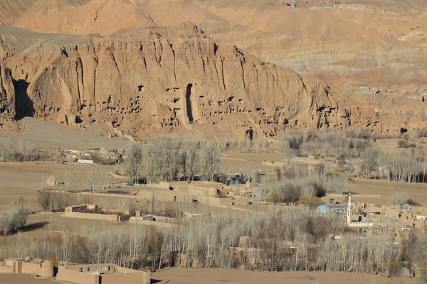 Où découvrir les plus anciennes fresques bouddhistes dans la vallée de Bamiyan, Afghanistan ?